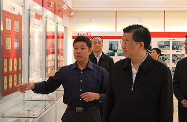 福建省委常委、省紀(jì)委書記倪岳峰調(diào)研虹潤公司