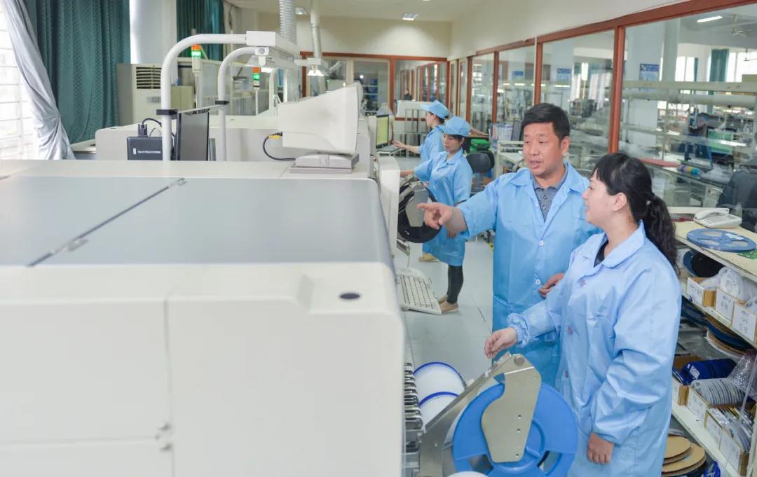 閩北日?qǐng)?bào)2020年12月11日?qǐng)?bào)道：苦練“內(nèi)功”！閩北這家企業(yè)不斷增強(qiáng)核心競(jìng)爭(zhēng)能力